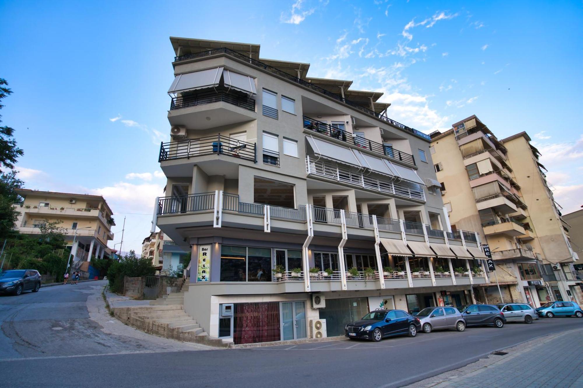 Rs Skendo Apartments Gjirokastër Exteriör bild