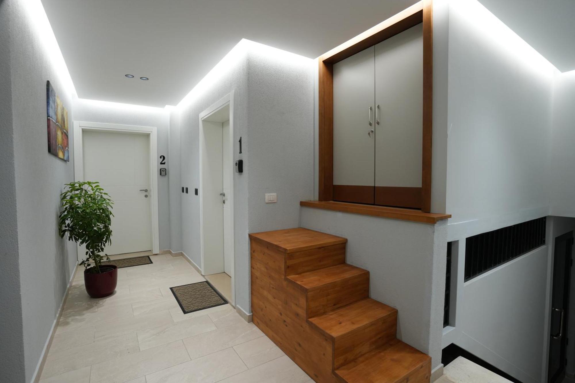 Rs Skendo Apartments Gjirokastër Exteriör bild