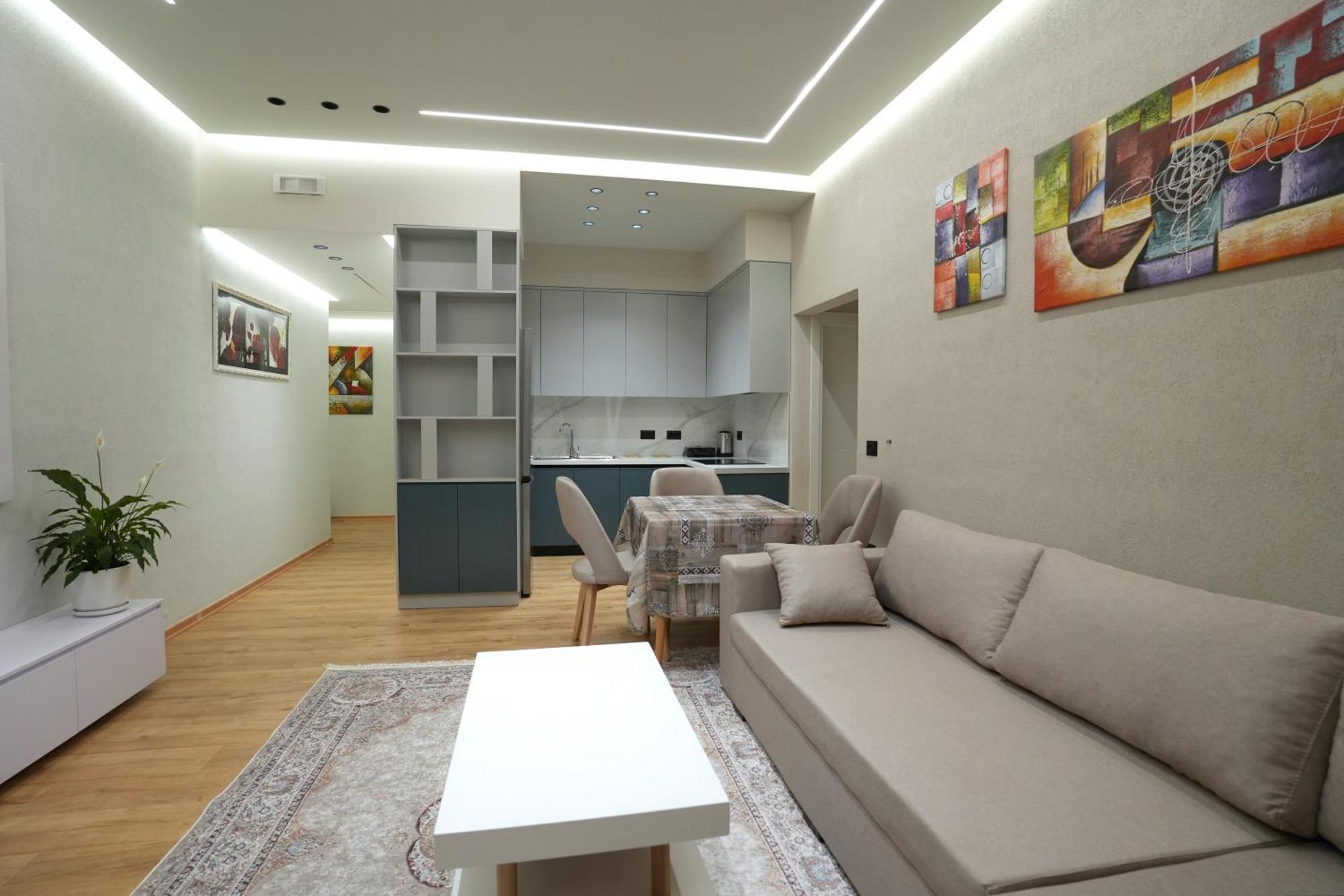 Rs Skendo Apartments Gjirokastër Exteriör bild