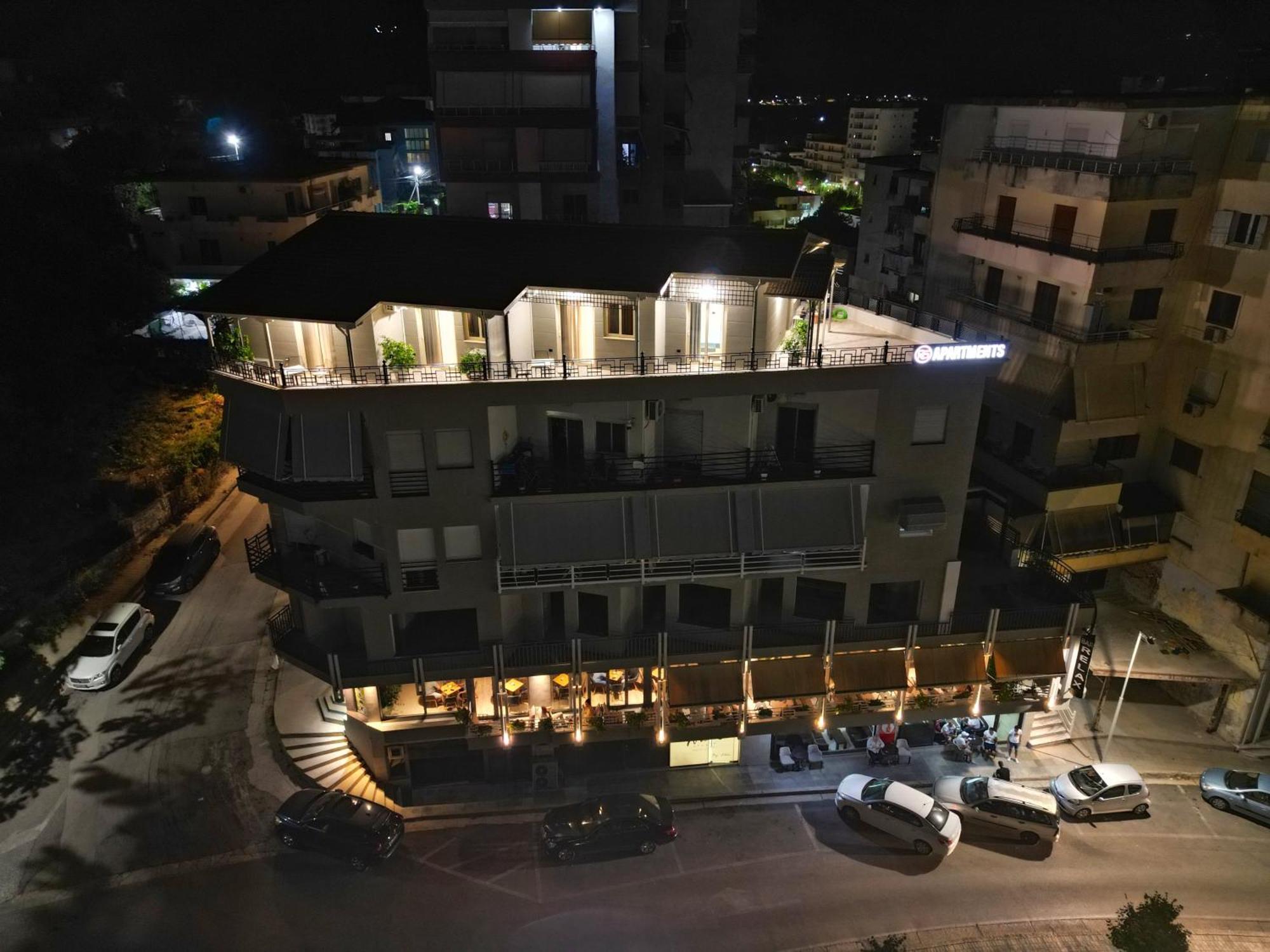 Rs Skendo Apartments Gjirokastër Exteriör bild